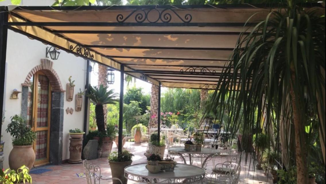 La Capanna Di Giuseppe E Maria Bed & Breakfast Taormina Exterior photo